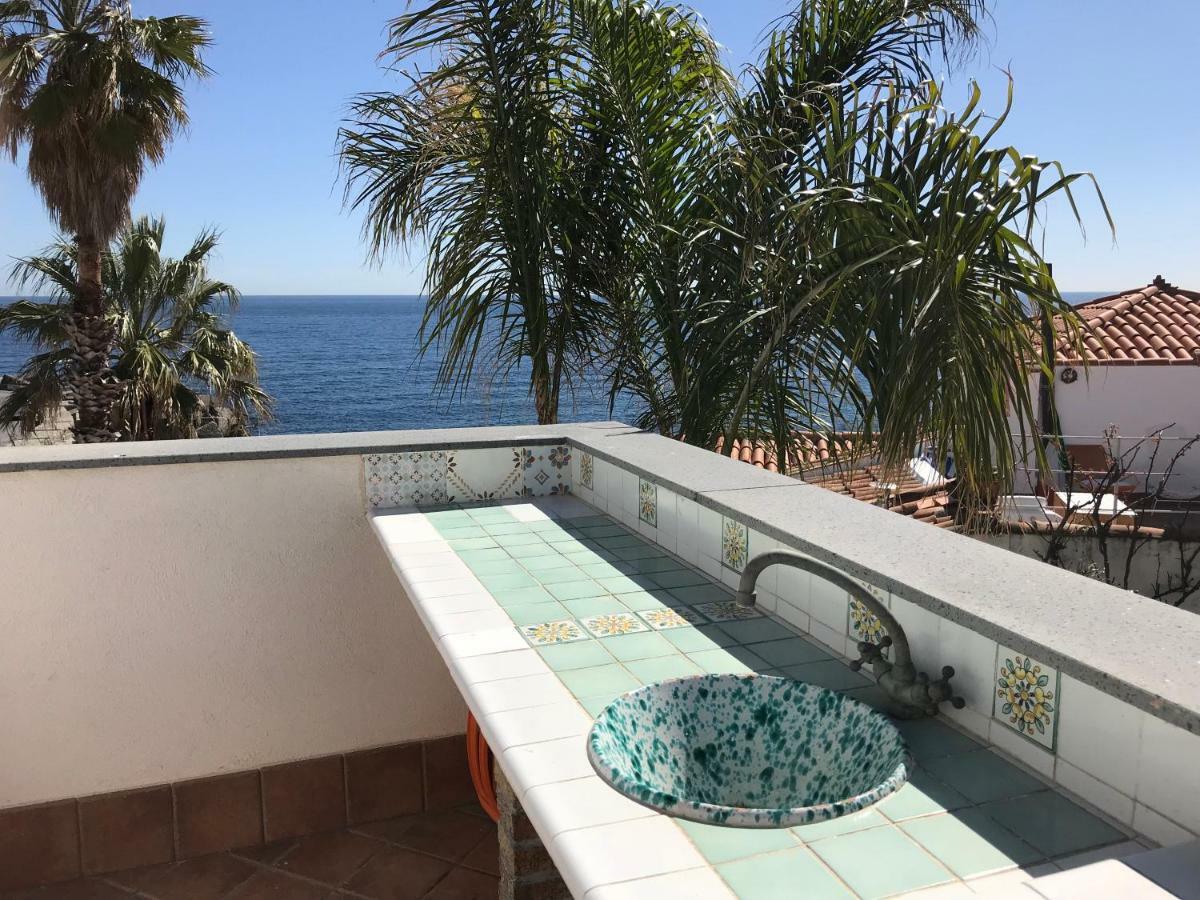 Blue54 - Pozzillo Sul Mare Fra L'Etna E Taormina Villa Dış mekan fotoğraf