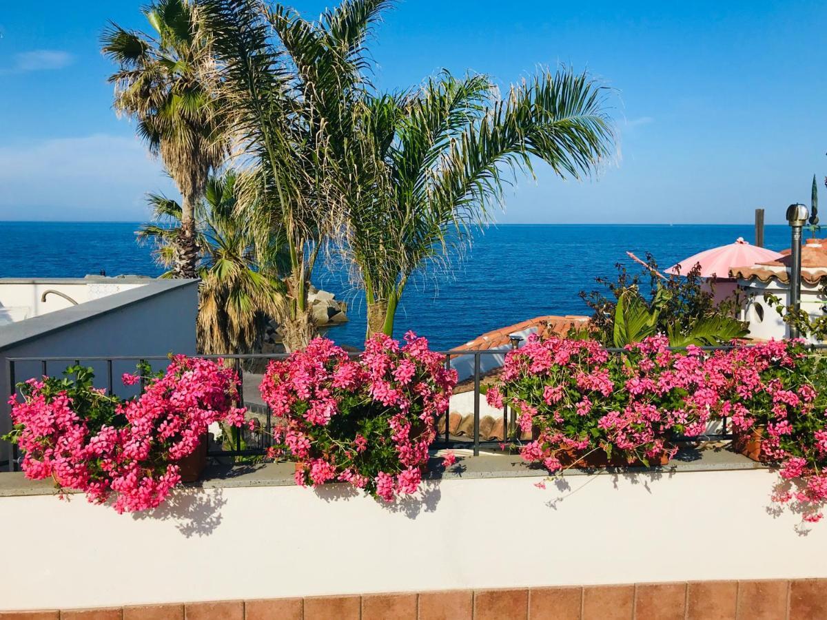 Blue54 - Pozzillo Sul Mare Fra L'Etna E Taormina Villa Dış mekan fotoğraf